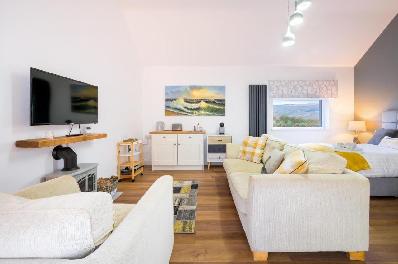 Willow House Bed & Breakfast And Orchard Studios Self Catering ลิมาวาดี ภายนอก รูปภาพ